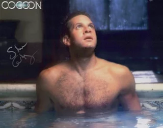 Steve Guttenberg autograph