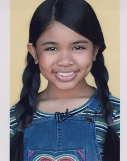 Mikee Castillo autograph