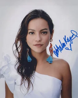Natalia Reyes autograph