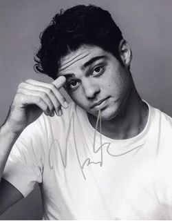 Noah Centineo autograph