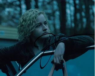 Julia Garner autograph