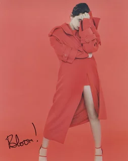 Rachel Bloom autograph