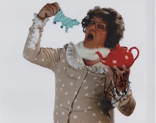 Brendan O'Carroll autograph