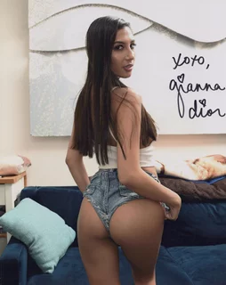 Gianna Dior autograph