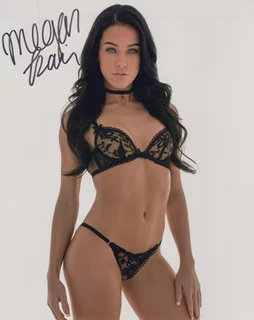 Megan Rain autograph