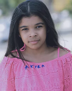 Akyra Carter autograph
