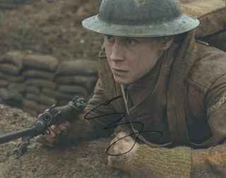 George MacKay autograph