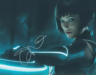 Olivia Wilde autograph