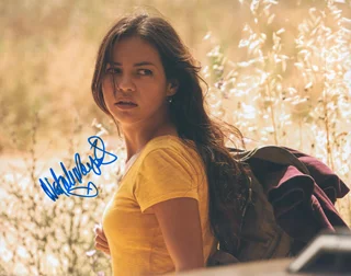 Natalia Reyes autograph
