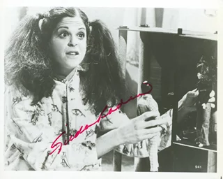 Gilda Radner autograph