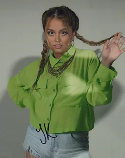 Tiana Kocher autograph