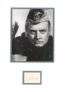 Art Carney autograph