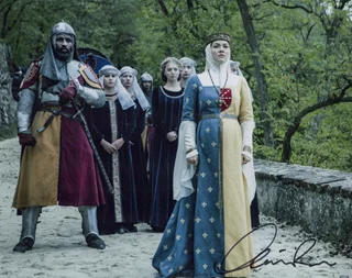 Olivia Ross autograph