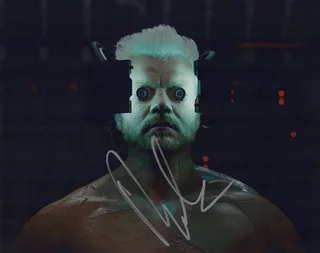 Pilou Asbaek autograph