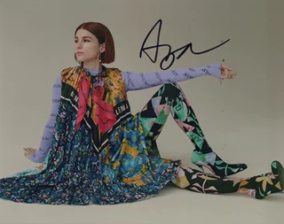 Aya Cash autograph