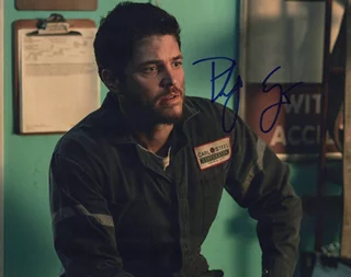 Philip Ettinger autograph