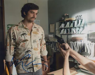 Wagner Moura autograph