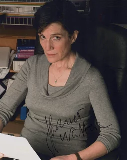 Harriet Walter autograph