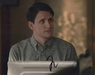 Zach Woods autograph