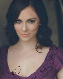 Rachel Bloom autograph