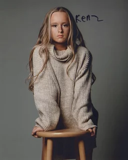 Kenzie Couch autograph