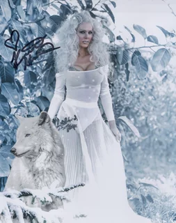 Krista Grotte Saxon autograph