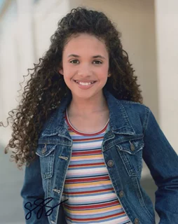 Scarlet Spencer autograph