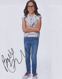Breanna Yde autograph