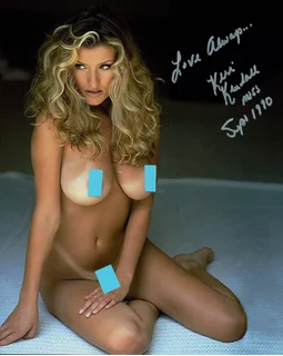 Kerri Kendall autograph