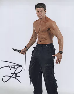 Paul Logan autograph