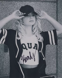 Kennedy Madison autograph