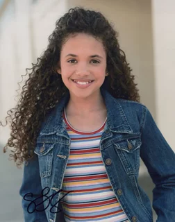 Scarlet Spencer autograph