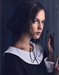 Alicia Vikander autograph