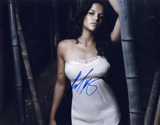 Michelle Rodriguez autograph