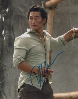 Daniel Dae Kim autograph