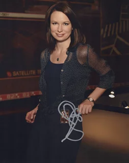 Mary Lynn Rajskub autograph