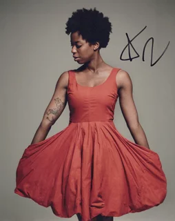 Sasheer Zamata autograph