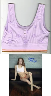 Gemini Rose autograph