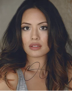 Emily Chang autograph