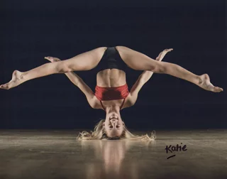 Katie Couch autograph