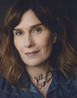 Sue Cremin autograph