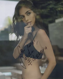 Sandra Echeverria autograph