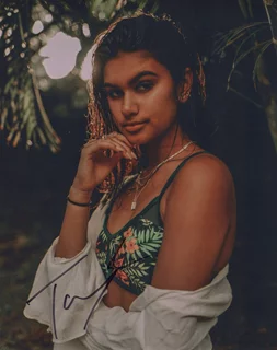 Talin Silva autograph