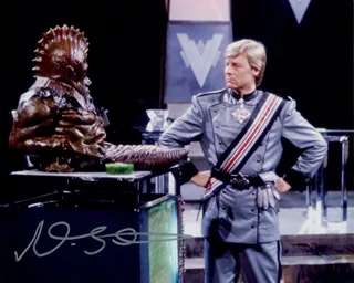 Nabil Shaban autograph