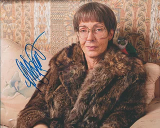 Allison Janney autograph