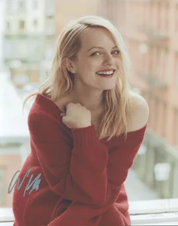 Elisabeth Moss autograph