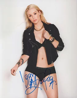 Iggy Azalea autograph