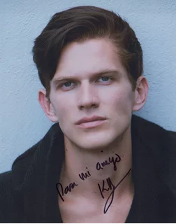 Kevin Holt autograph