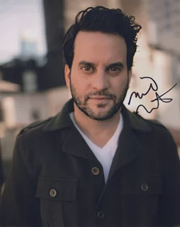 Michael Nathanson autograph