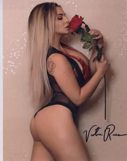 Victoria Rose autograph